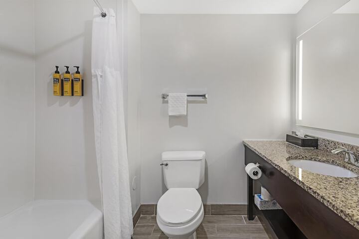 Best Western Plus Brunswick Bath
