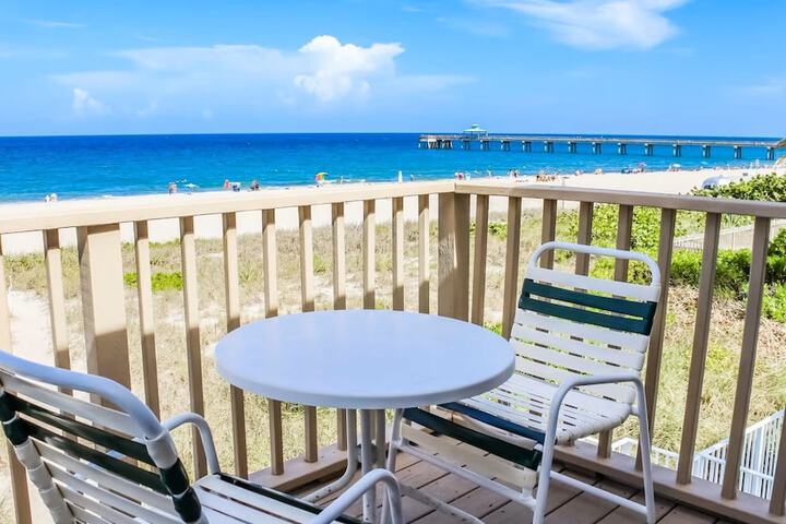 Berkshire Beach Club