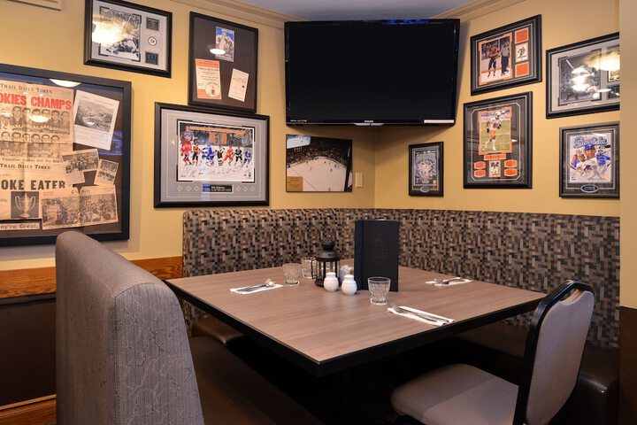 Dining 77 of 94