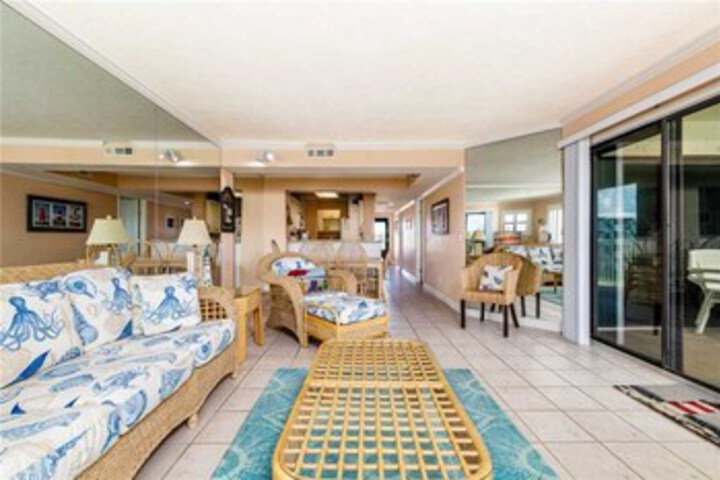 Colony Reef 2312 Condo