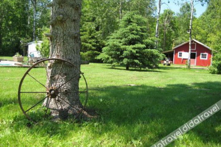 Chickadee Lane Bed & Breakfast