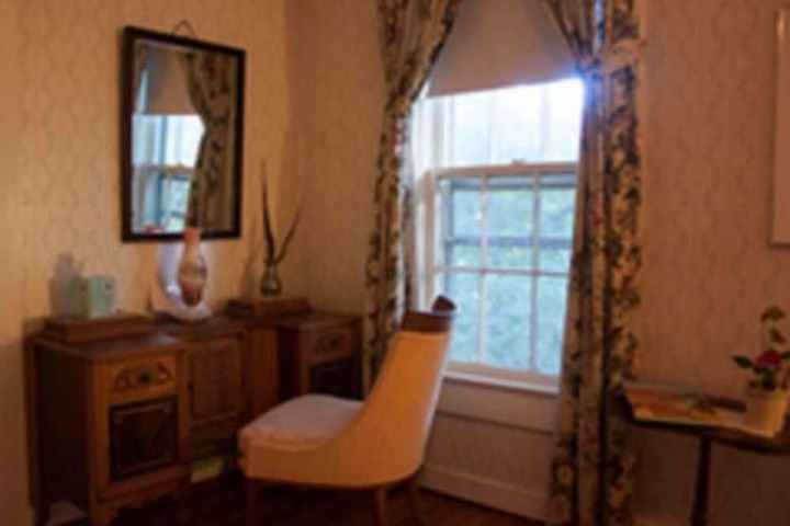 Room 30 of 51