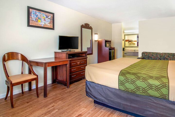 Room 20 of 21