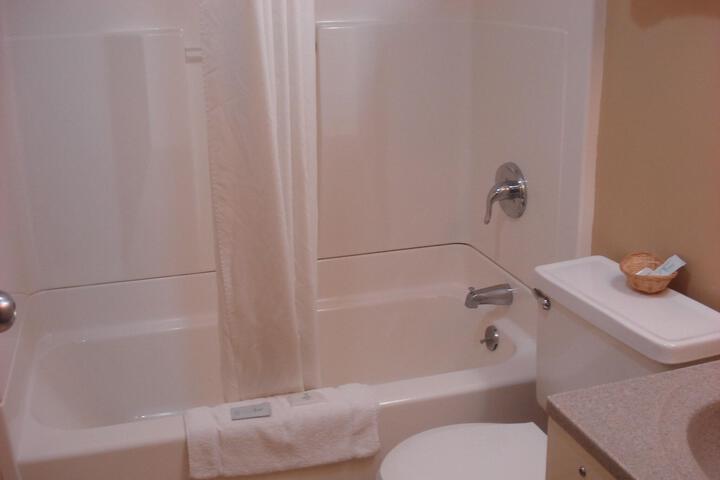Budget Inn Bath