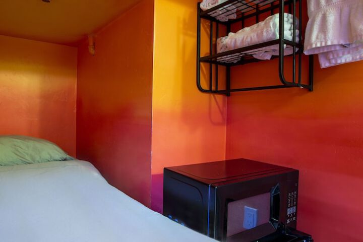 Room 42 of 54
