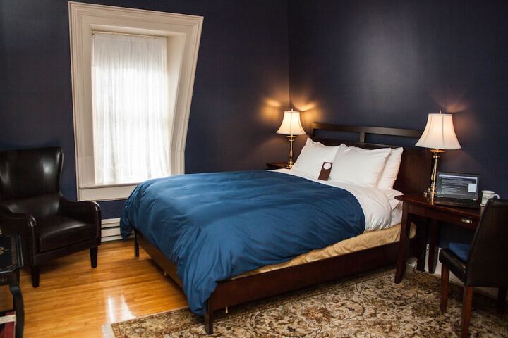 Room 7 of 36