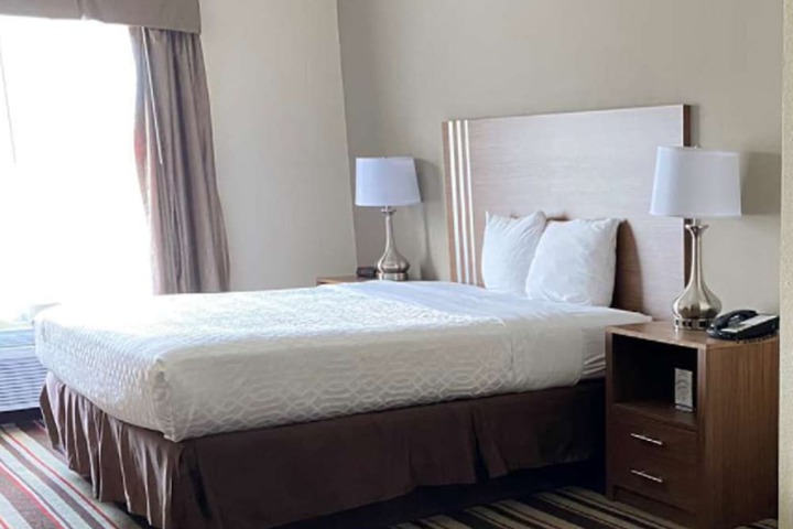 Room 3 of 16