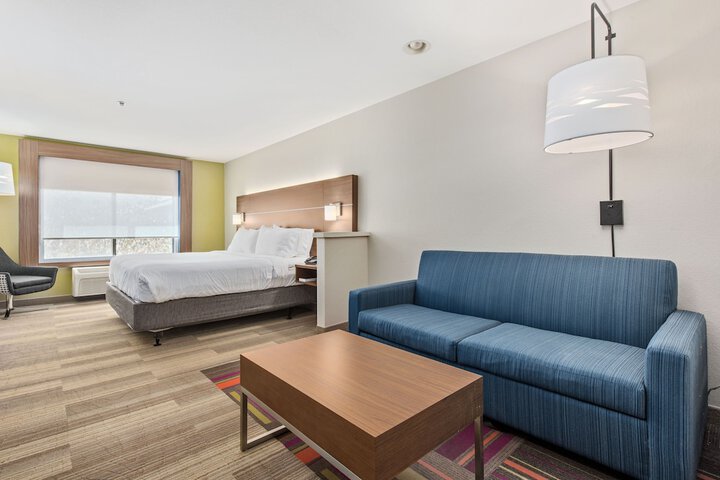 Holiday Inn Express Hotel and Suites West Valley by IHG
