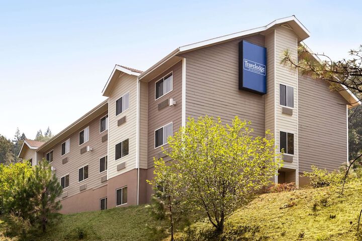 Hotel 4 of 27