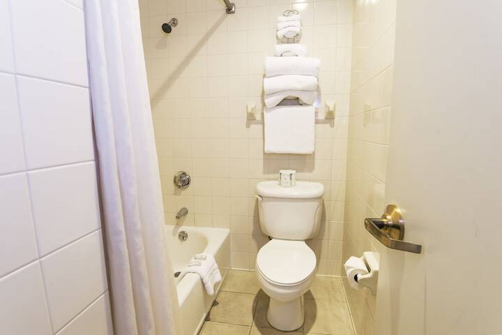 Room 15 of 61