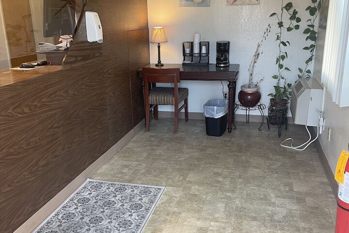 Hotel Interior 8 of 23