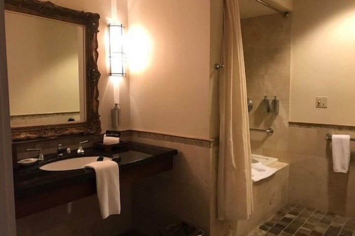 Room 31 of 54