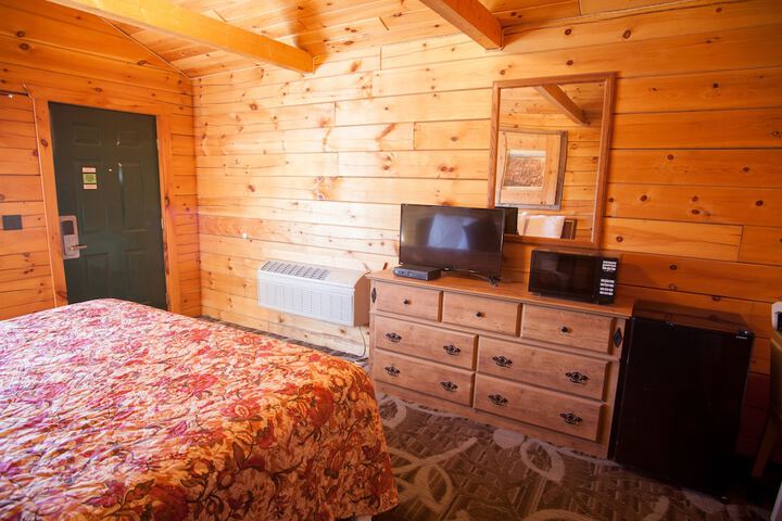 Room 6 of 31