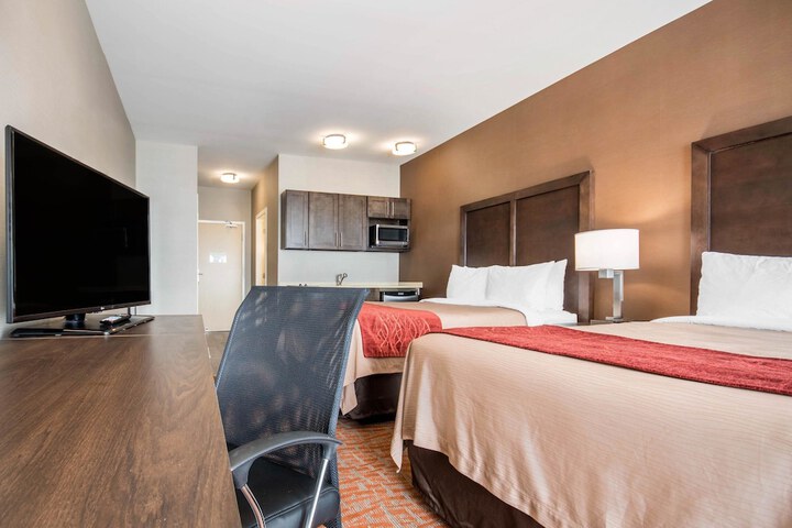 Room 8 of 36