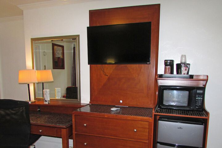 Room 67 of 88