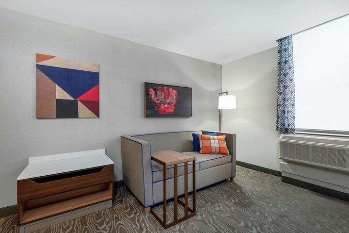 Room 18 of 47