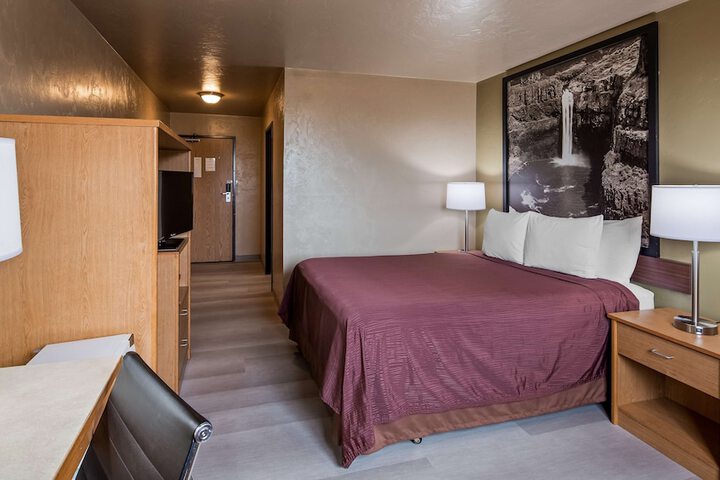 Room 29 of 35