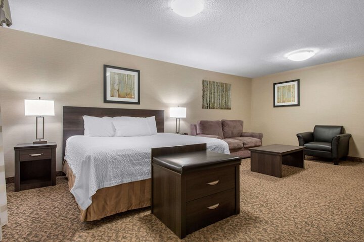 Room 16 of 52