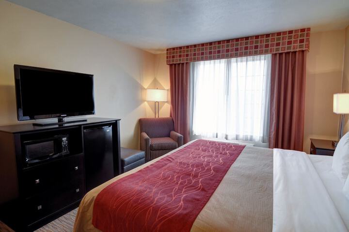 Room 25 of 40