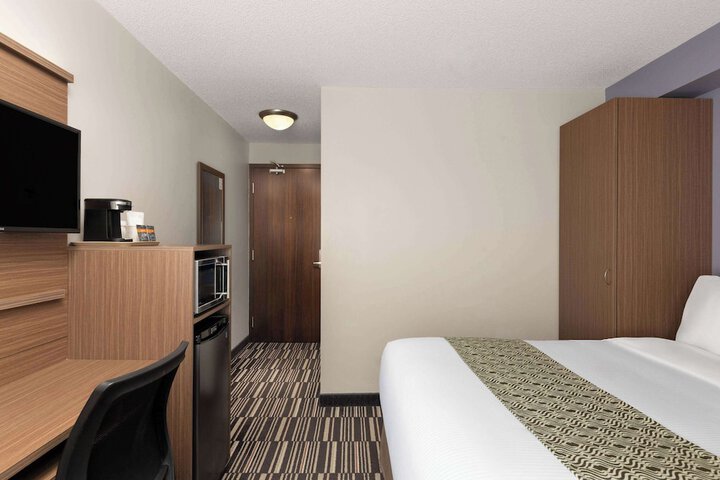 Room 40 of 57
