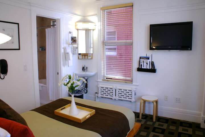 Room 52 of 58