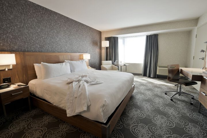 Ômage Hotel Montreal Laval, a Tribute Portfolio Hotel