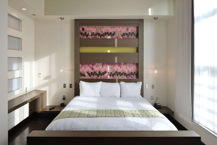 Tulyp Tapestry Collection by Hilton