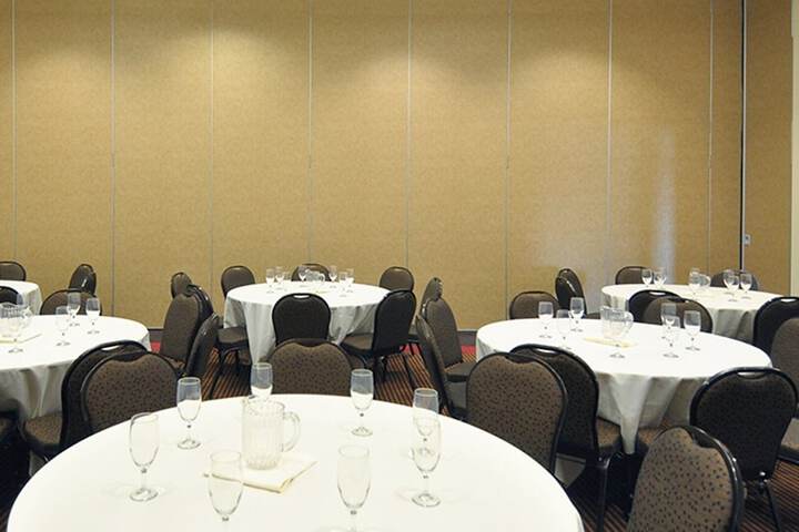 Overton Hotel and Conference Center