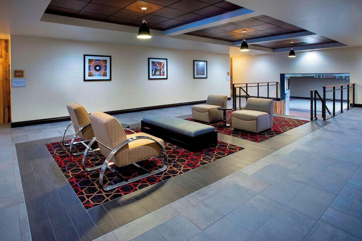 Four Points by Sheraton Charleston
