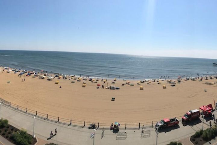 Beach 29 of 36