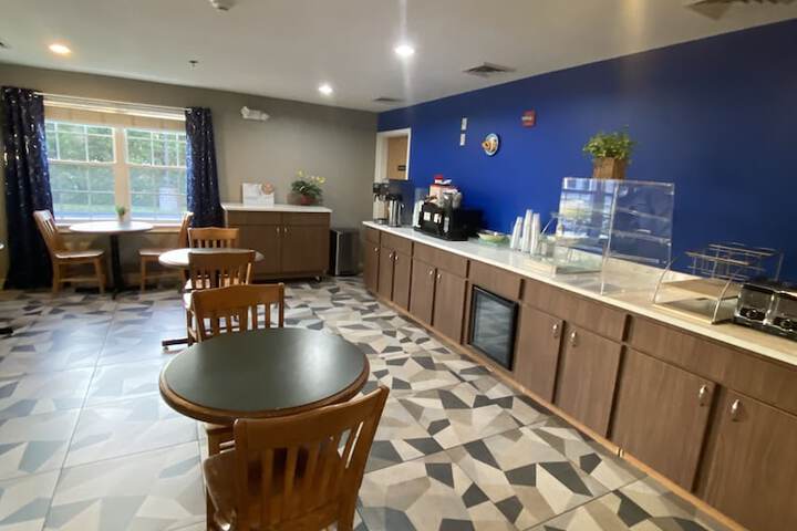 Coos Motor Inn