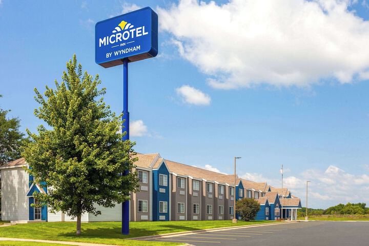 Microtel Inn by Wyndham Janesville