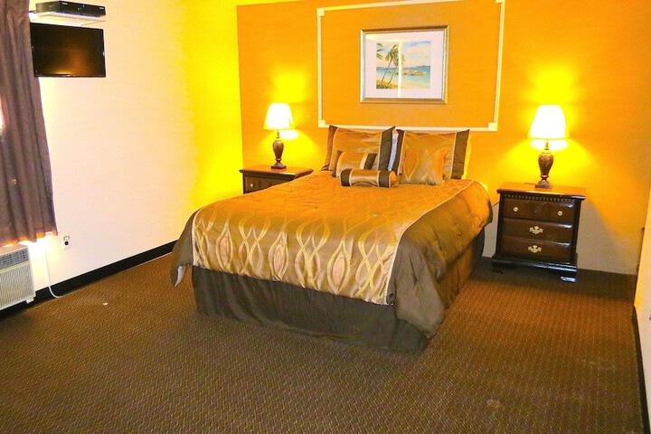 Room 12 of 36