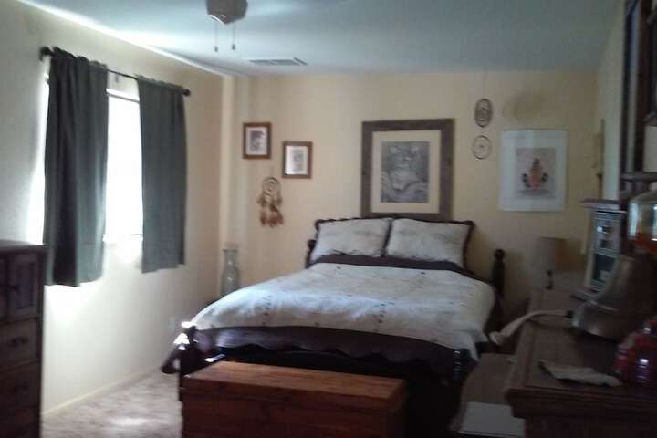 Room 46 of 85