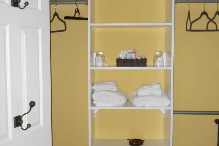 Wenzlers Landing Bed & Breakfast