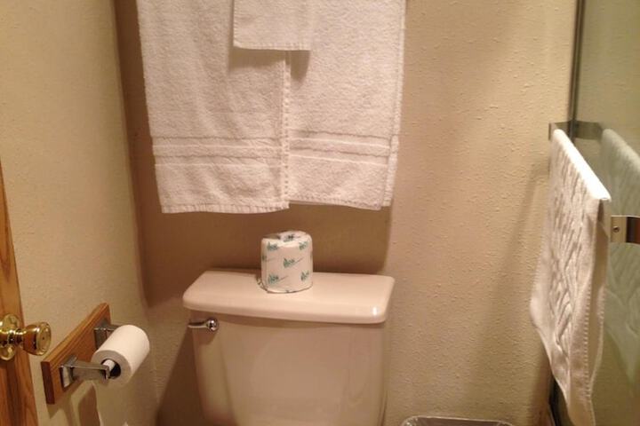 Room 48 of 57