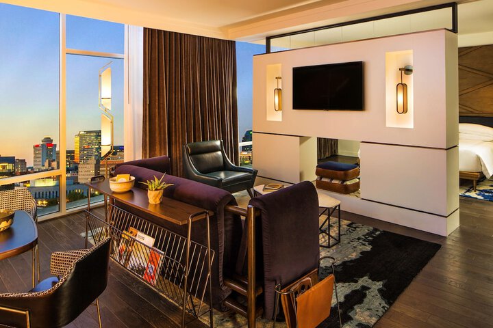 Room 15 of 57