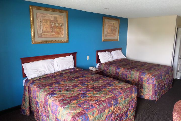 Room 15 of 29