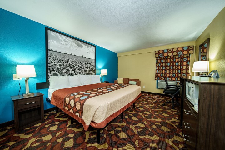 Room 55 of 94
