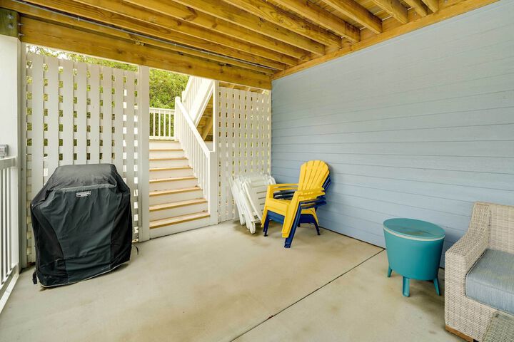 Corolla Vacation Rental w / Pool Walk to Beach!