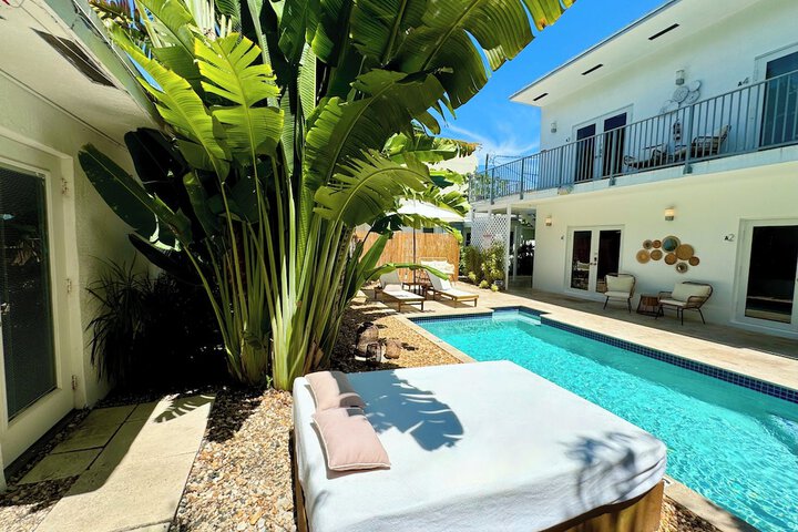 Sundeck 118 of 120