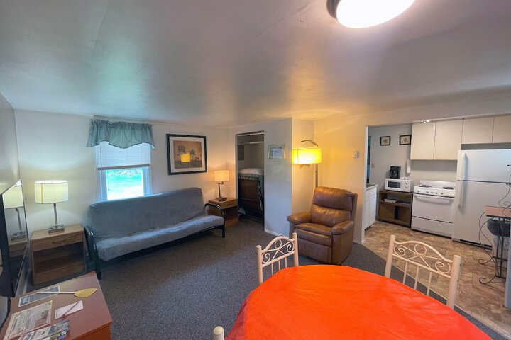 Room 69 of 104