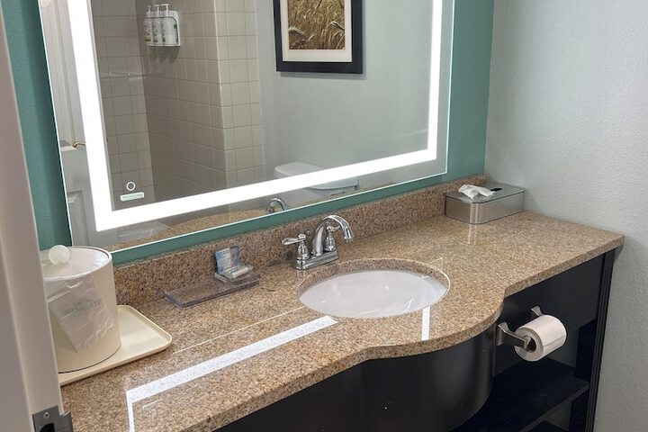 Wingate by Wyndham Green Bay / Airport
