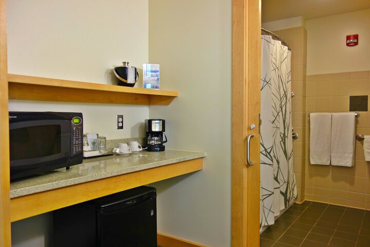 Room 10 of 36