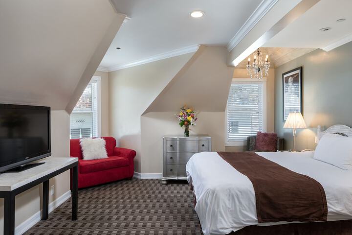 Glenmore Plaza Hotel