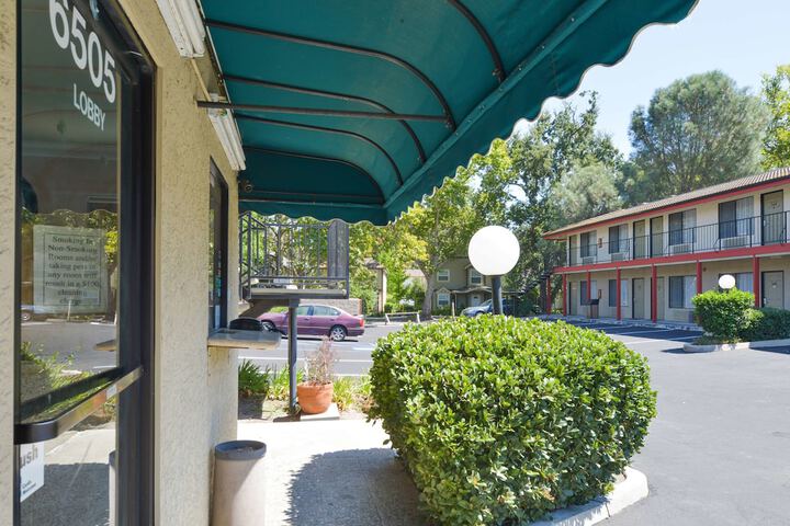 Hotel 16 of 57