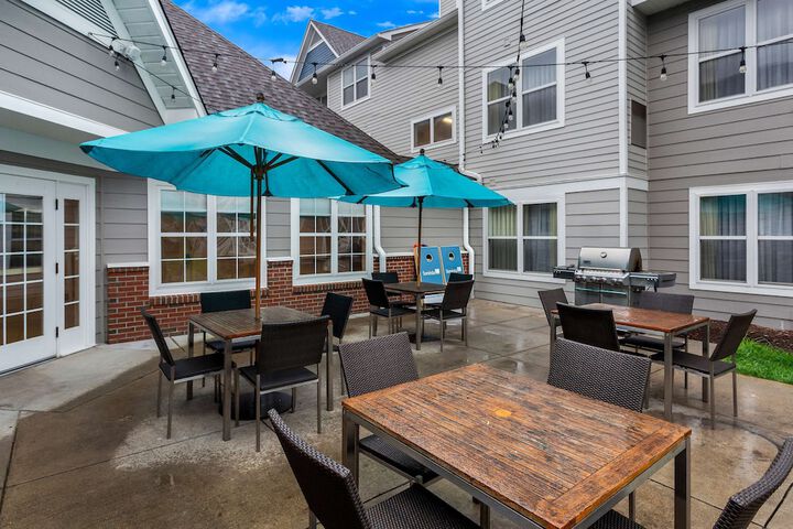 Terrace/Patio 29 of 34