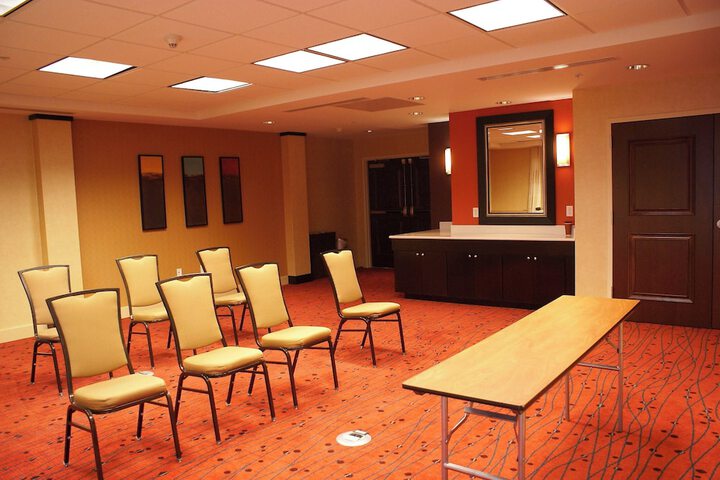 Residence Inn by Marriott Pittsburgh Monroeville / Wilkins