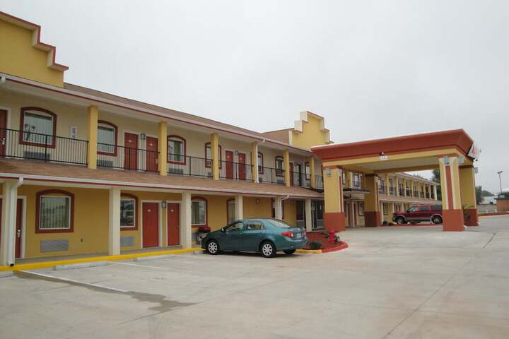 Hotel 5 of 53
