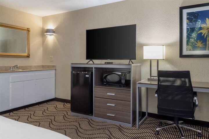 Best Western Heritage Inn
